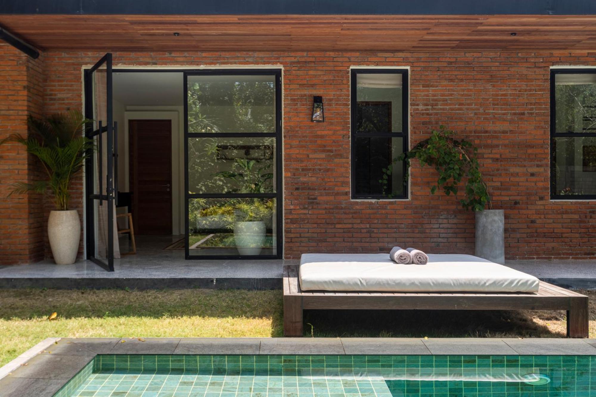 Villa Badoum Guesthouse Canggu  Exterior photo